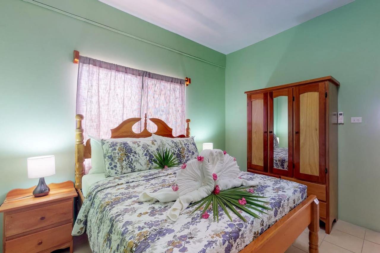 Laguna Hotel سان بيدرو المظهر الخارجي الصورة