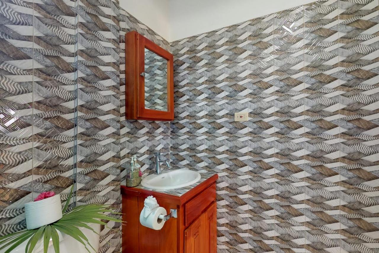 Laguna Hotel سان بيدرو المظهر الخارجي الصورة